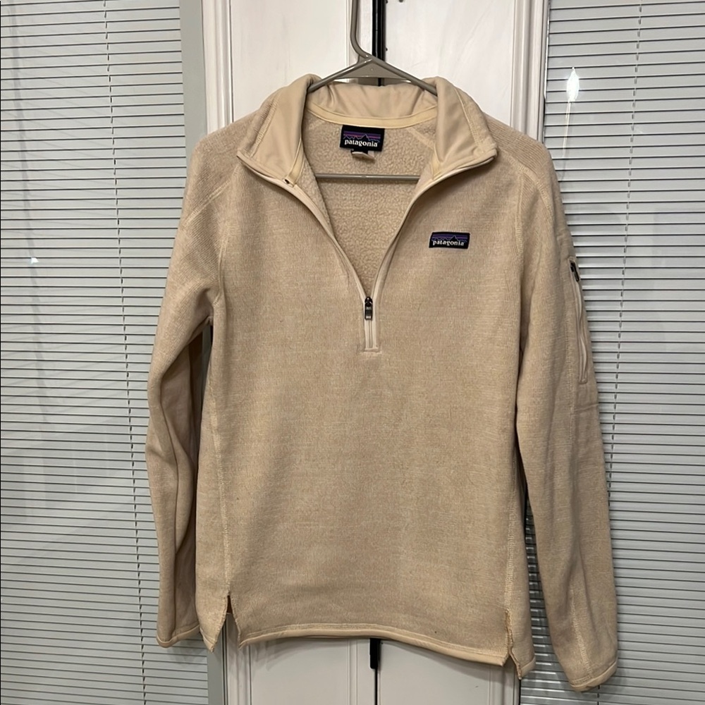 Patagonia Cream Quarter-Zip Fleece Pullover